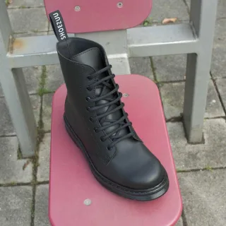 Shoezuu 8 Eye UK Zip-Boots black mono 43