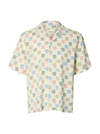 SELECTED MEN - SLHRLXHOTEL AMOUR STAMPS AOP SS SHIRT Egret - Gr. - M