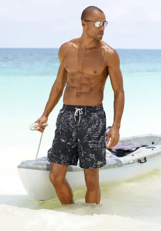 s.Oliver Badeshorts "Blade" mit trendigem Palmenprint