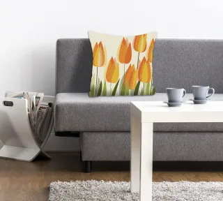 queence Dekokissen "Holli" mit orangenen Tulpen