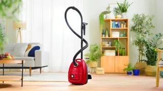 BOSCH Bodenstaubsauger "BGD38RD1H Teleskoprohr mit Schiebetaste, 79 dB(A), 600 W" 600 W mit Beutel aus 30% recyceltem Kunststoff
