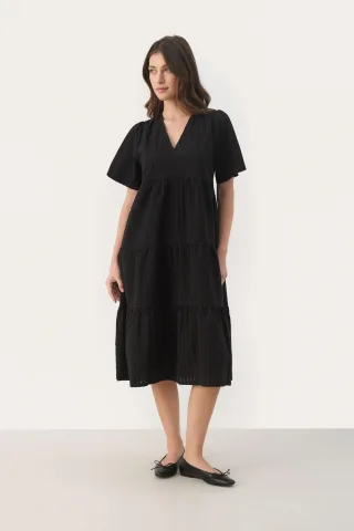 Kleid Relaxed fit black
