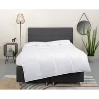 OTTO home Daunenbettdecke Cyra, Bettdecke 135x200 cm, 155x220 cm, Füllung: 70% Daunen und 30% Federn, Bezug: Baumwolle, wo besonders auf artgerechte Haltung der Tiere geachtet wird