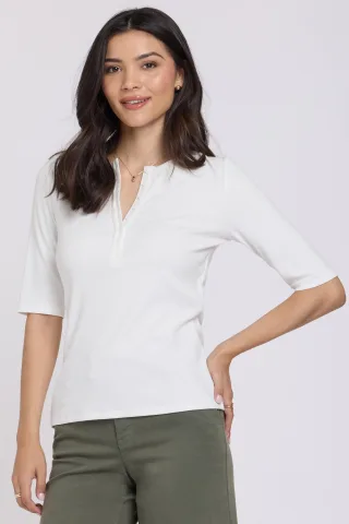 Gerippter Henley mit Ellenbogenärmeln