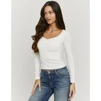 Tally Weijl Langarmshirt STSCOBIANCA Baumwollmischung, Shirt mit Sweetheart-Ausschnitt aus softem Material