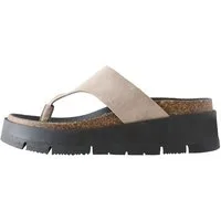 Next Markante Pantoletten aus Leder mit T-Zehensteg Pantolette (1-tlg)