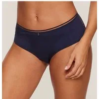 s.Oliver Panty Pauline aus feiner Spitze und weichem Microtouch-Material