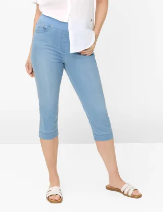 Raphaela by Brax Damen Caprihose Style PAMINA CAPRI BLEACHED LIGHT BLUE SLIGHTUSED, denim hellblau, Gr. 50