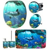 Sanilo Badaccessoire-Set 6-teilig Delphin Korallen, WC-Sitz mit Absenkautomatik, Badteppich 70 x 110 cm, Waschbeckenstöpsel, Badewannenstöpsel, Seifenspender, WC-Bürste, 6 tlg., hochwertig & modern, universell, leichte Montage
