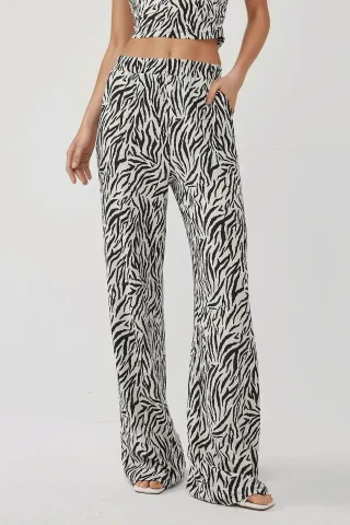Hosen mit weitem Bein im Zebrastreifen-Muster