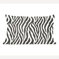 MuchoWow Dekokissen Zebra - Druck - Klassisch - Schwarz, Dekoration, Zierkissen, Kissen mit Füllung, 50x30 cm