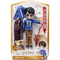 Wizarding World Harry Potter - Geschenkset mit Harry Potter-Puppe, Spielfigur ca. 20,3 cm groß, inkl. Besen, Tarnumhang und weiterem Zubehör