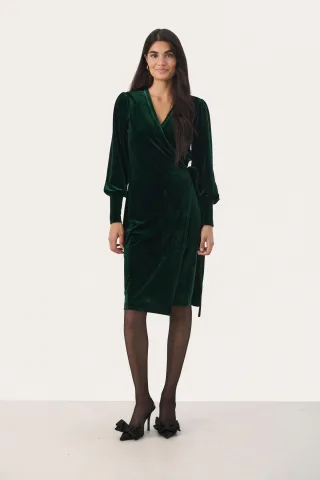 Kleid Gerade Passform Sycamore green