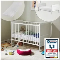 Kids Collective Babybett umbaubar zu Kinderbett 60x120 cm mit Matratze und Lattenrost, Raufallschutz Vollholz 120 x 60, weiss sehr stabil Made in Europe
