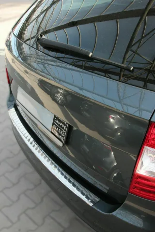 Edelstahl Ladekantenschutz Chrom Stoßstange Schutz Abdeckung mit Abkantung für Skoda Superb II 3T Kombi ab 2010-2015
