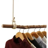 herbeschick. Garderobenstange Hängegarderobe "Naturbursche", Kleiderstange, Wandgarderobe, (Naturstock mit Rinde und Baumwollseil), Echte Materialien: Naturstock mit echter Rinde und Baumwollseil