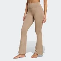 adidas Performance Trainingstights ALL ME ESSENTIALS FLARE LEGGINGS mit ausgestelltem Bein, aus weichem und dehnbarem Strickmaterial