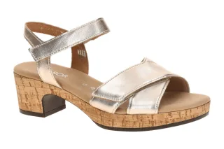 Gabor 82.072.62 Damen Plateau Sandalette in Grau-Puder mit Blockabsatz