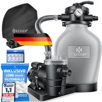 KESSER Sandfilteranlage 600W Sandfilter für Pools 13200L/h Durchfluss Poolfilter 7-Wege Ventil (Filteranlage mit Pumpe, 1200g Filterbälle Druckmanometer, Abdeckung), Tankvolumen für bis 30kg Sand Professionelle Poolwasserfilterung