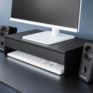 Monitorständer mit Schublade Metall schwarz 50x13x24cm | Yamazaki Bildschirmerhöhung für einen professionellen Arbeitsplatz mit klarem Ordnungssystem.