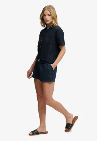 Superdry - Baumwoll-Broderie-Strandshorts finster marineblau - Gr. - 10