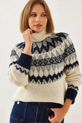 Rollkragen-Jacquard-Strickpullover