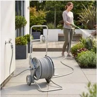Outsunny Schlauchtrommel Schlauchwagen 45 m mit 2 Sprühmustern, Wasserhahnadapter, (Gartenschlauchwagen, 1-tlg., Schlauchwagen), für Garten Balkon, 45 x 44 x 78 cm Grau