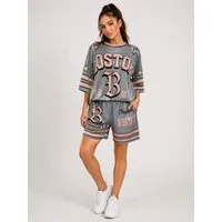 Worldclassca T-Shirt & Shorts Worldclassca 2tlg Oversize SET Shirt + Shorts Jogginganzug Bosten 17 Neue Kollektion - Stilvolle und gemütliche Streetwear Mode für Damen