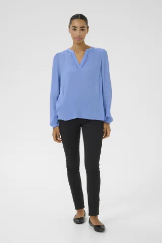 Blau