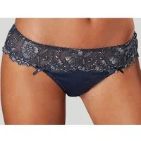 LASCANA String Wanda Dessous mit Stickerei Spitze in blumiger Optik