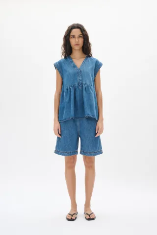 Blau