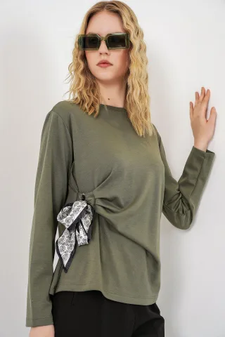 Damen Langarm-Shirt mit Rundhalsausschnitt und Schleifen-Detail