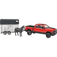 RAM 2500 Power Wagon mit Pferdeanhänger, Modellfahrzeug rot/weiß, und Pferd