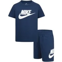 Nike Sportswear T-Shirt & Shorts CLUB TEE & SHORT SET (2-tlg) 2-teiliges Set aus T-Shirt und Shorts, für Kinder konzipiert