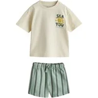 Next T-Shirt & Shorts Kurzarm-T-Shirt mit Rücken-Print und Shorts im Set (2-tlg)