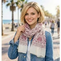 Ella Jonte Modeschal, aus weicher Viskose mit exotischem Elefantenmotiv