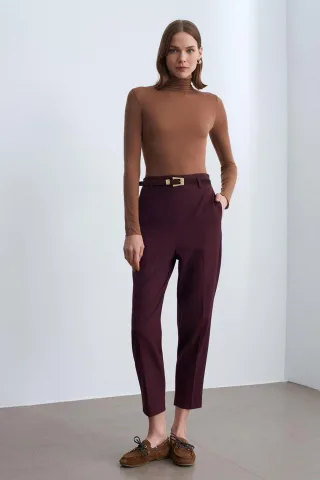 Hochgeschnittene gerade Crepe-Hosen