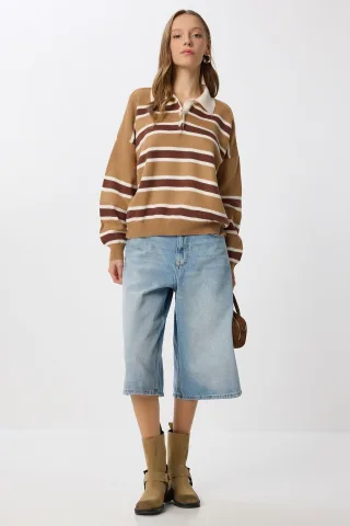 Gestreifter Pullover mit Polokragen