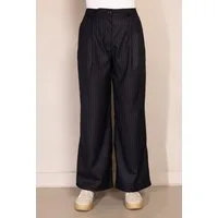 Zhrill Bundfaltenhose GRETA Hose weite Passform, für den Alltag, mit Nadelstreifen, Materialmix