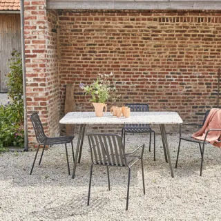 Rechteckiger Gartentisch Elio aus Premium-Terrazzo und Metall 160 cm brown