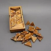 ROMBOL Denkspiele Spiel TRIDOMINO - tolles Domino mit Zahlen, Legespiel, Holzspiel