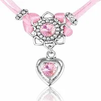 LUISIA® Kette mit Anhänger Chiara mit Herzblüte, Strassherz und Premium Kristallen (inkl. Schmuckbox)