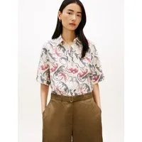 Tommy Hilfiger Kurzarmbluse ESS LINEN SHORT SLEEVE SHIRT mit aufgesetzter Brusttasche und Flag-Stickerei, reines Leinen