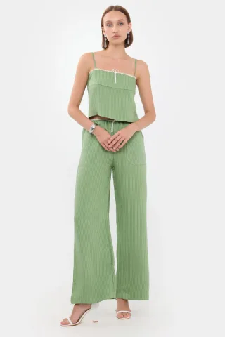 Gestreiftes Quadratisches Dekolleté Träger-Crop Top