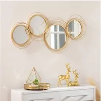 furnicato Wanddekoobjekt Dekoratives Metall Wandbild 107B x 56H cm in Gold (1 St), Eleganter Wandspiegel mit vier Gläsern und Set für das Wohnzimmer