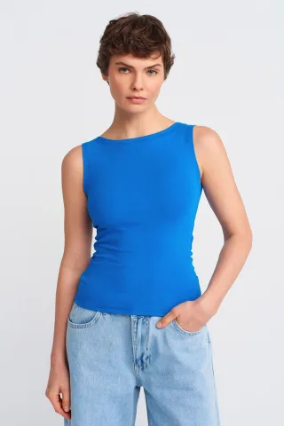 Ärmellose Slim-Fit Boot-Ausschnitt-Bluse
