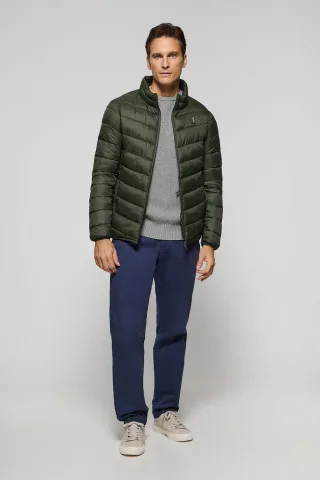 Ultralight-Jacke Chase dunkelgrün mit Rigby Go Aufnäher
