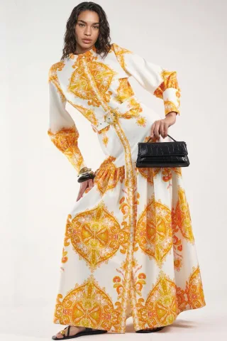 Maxikleid mit Paisley-Muster und Gürtel sowie Hemdkragen
