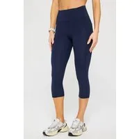 Fabletics Leggings OASIS HIGH-WAISTED CAPRI aus weichem Material