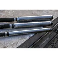 PRO GDI50-500 Betonrüttler, Verdichter schwarz/blau, 50 mm Rüttelkopf
